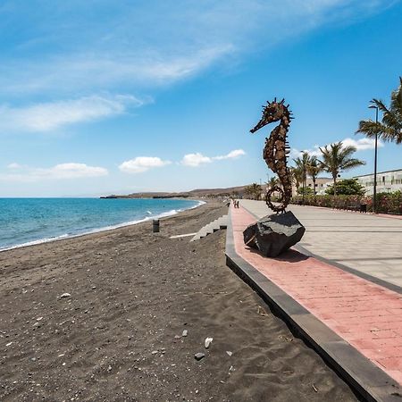 Sunset Beach Tarajalejo Ngoại thất bức ảnh